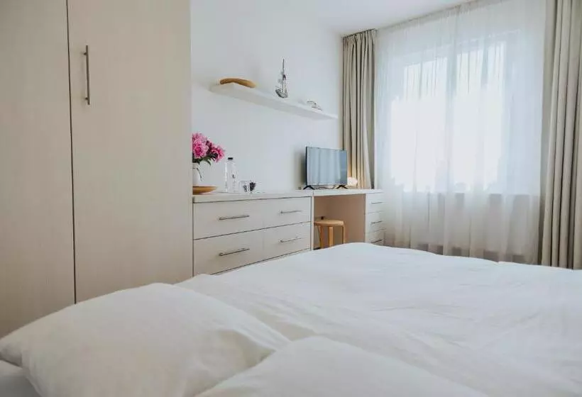 تختخواب و صبحانه Camelia's Cozy Place