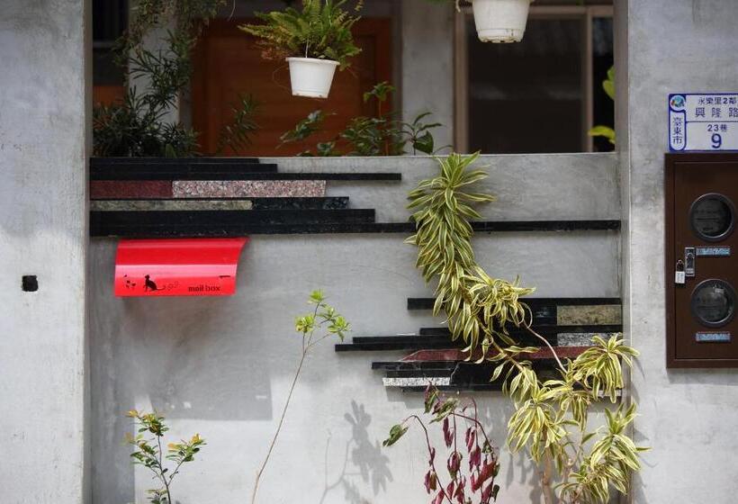 تختخواب و صبحانه Ttdropin Homestay