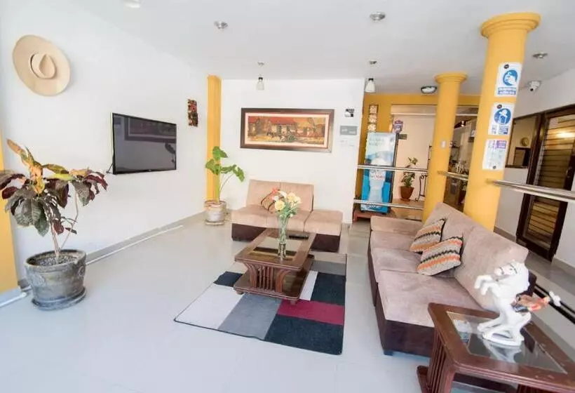 هتل Ayenda Apart La Hacienda