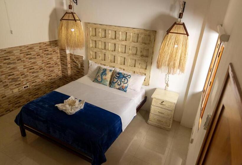 فندق Galapagos Planet