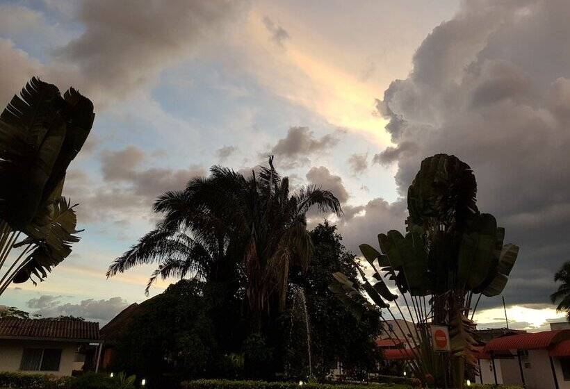 Gran Hotel De Lago   Lago Agrio