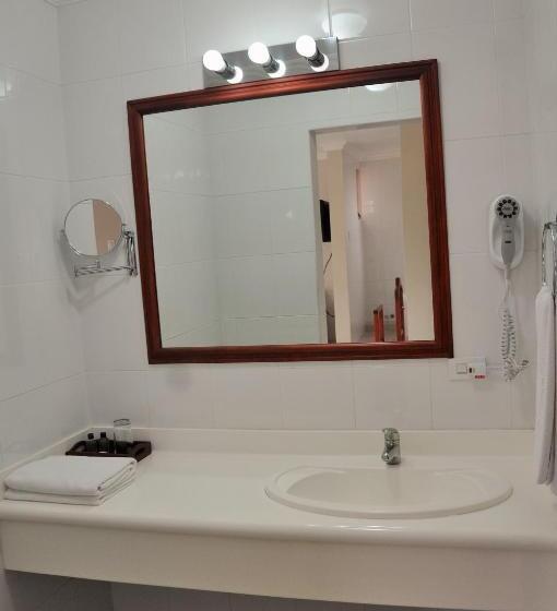 Gran Hotel De Lago   Lago Agrio