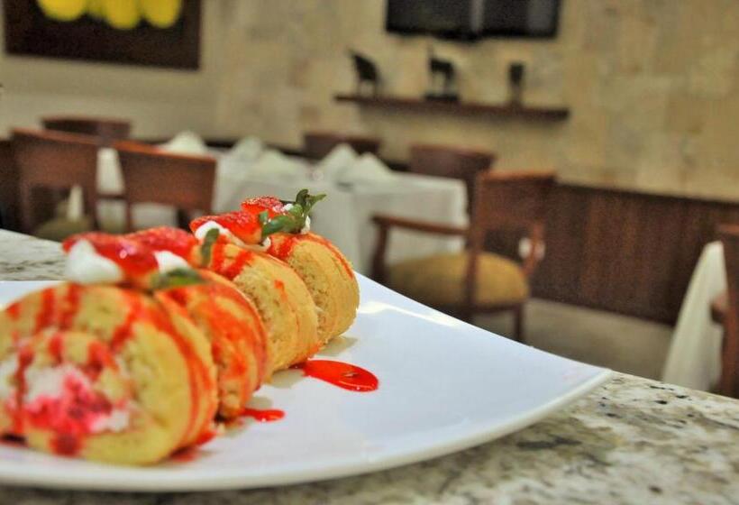 Gran Hotel De Lago   Lago Agrio