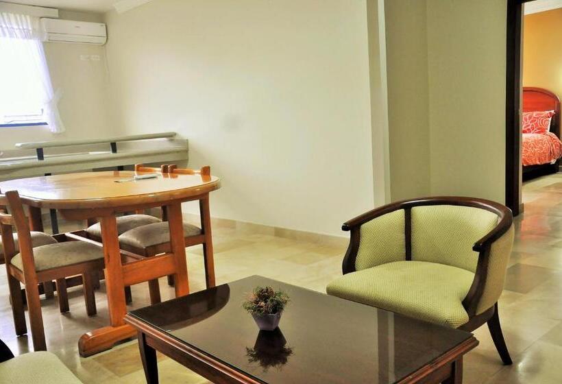 Gran Hotel De Lago   Lago Agrio