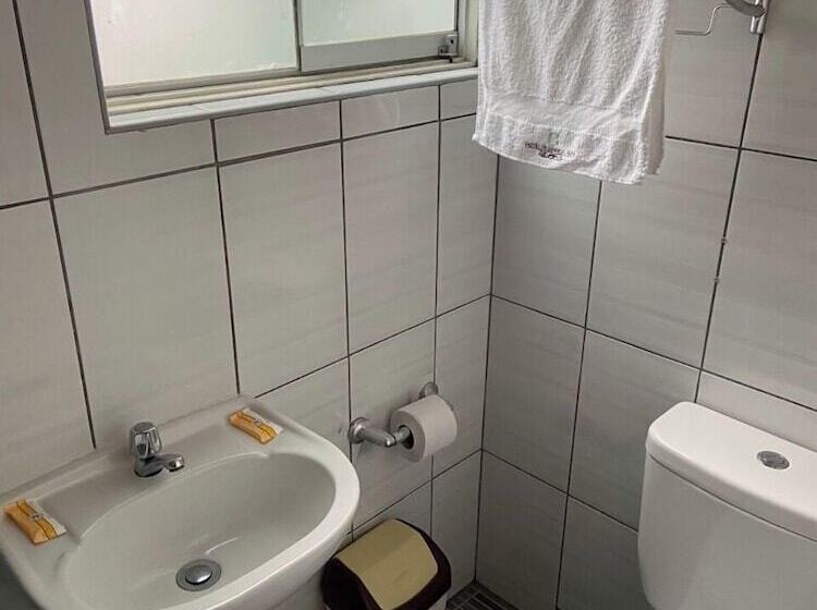 בית מלון כפרי Residencial Alfa