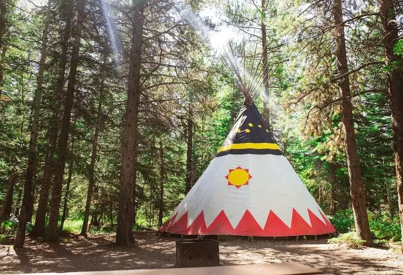 Hotelli Sundance By Basecamp