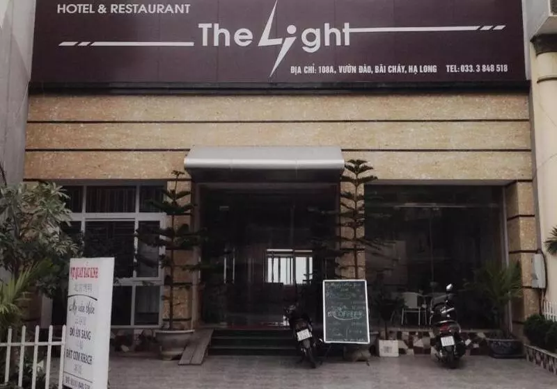 هتل The Light