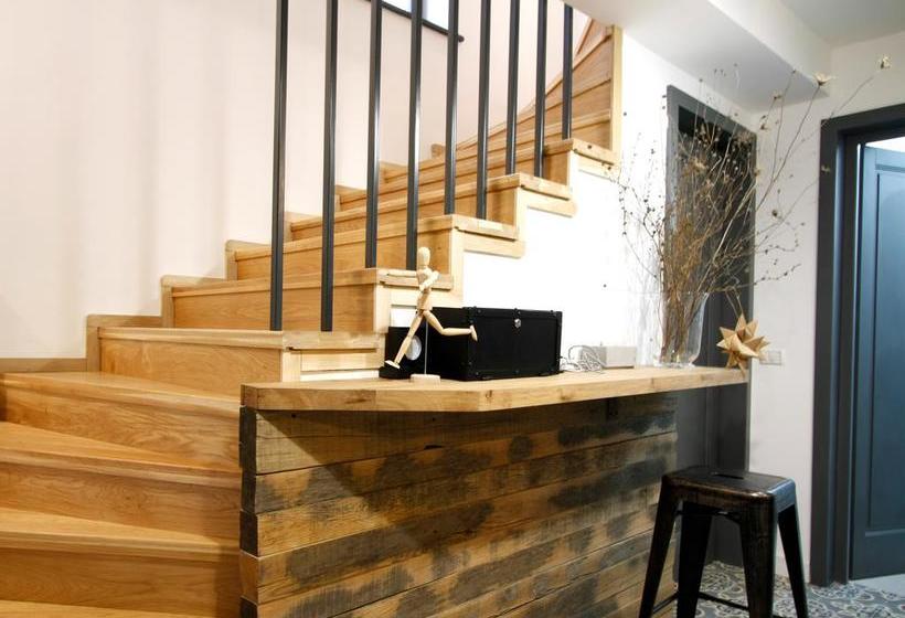 فندق The Pines Boutique Villa