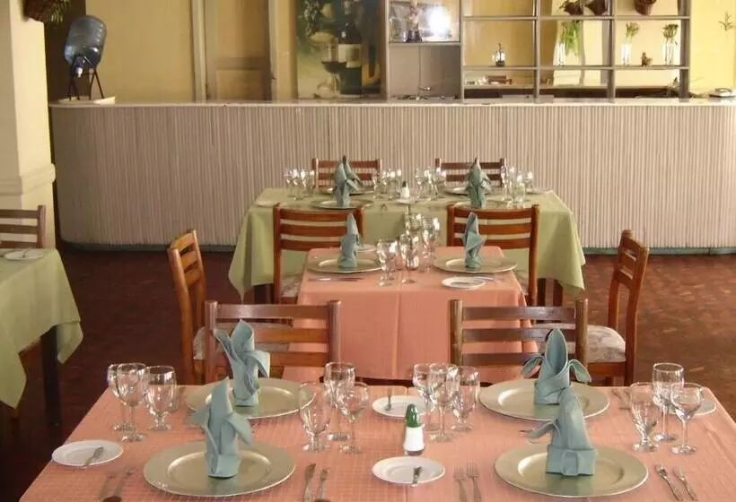 Hotel Tomebamba