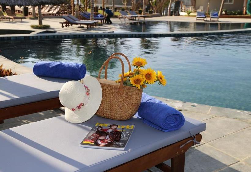 Sandunes Beach Resort & Spa