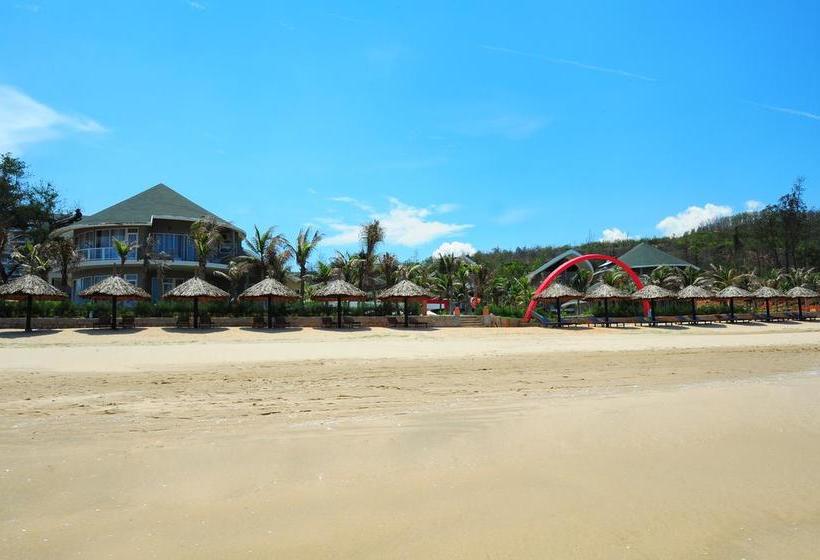 Sandunes Beach Resort & Spa