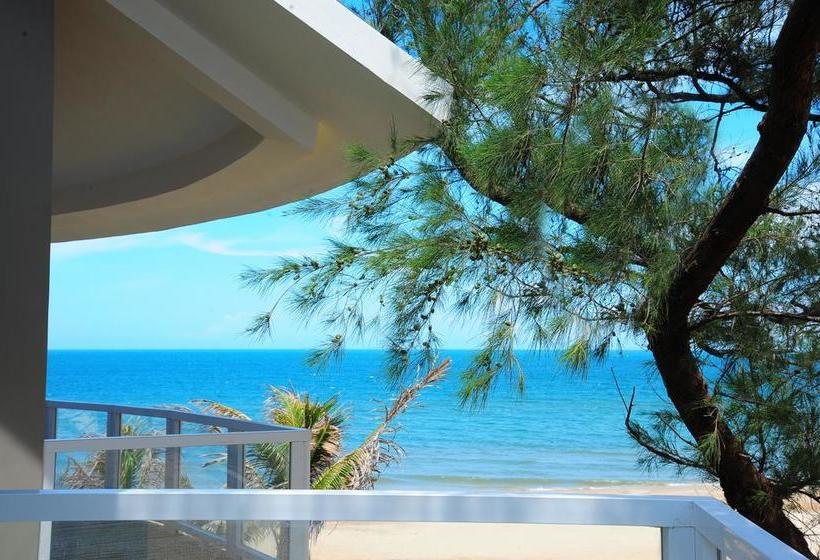 Sandunes Beach Resort & Spa