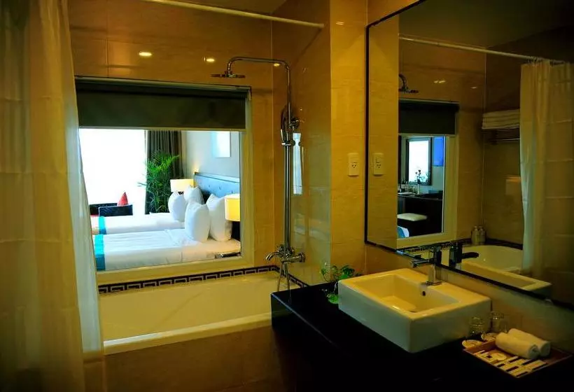 Sandunes Beach Resort & Spa