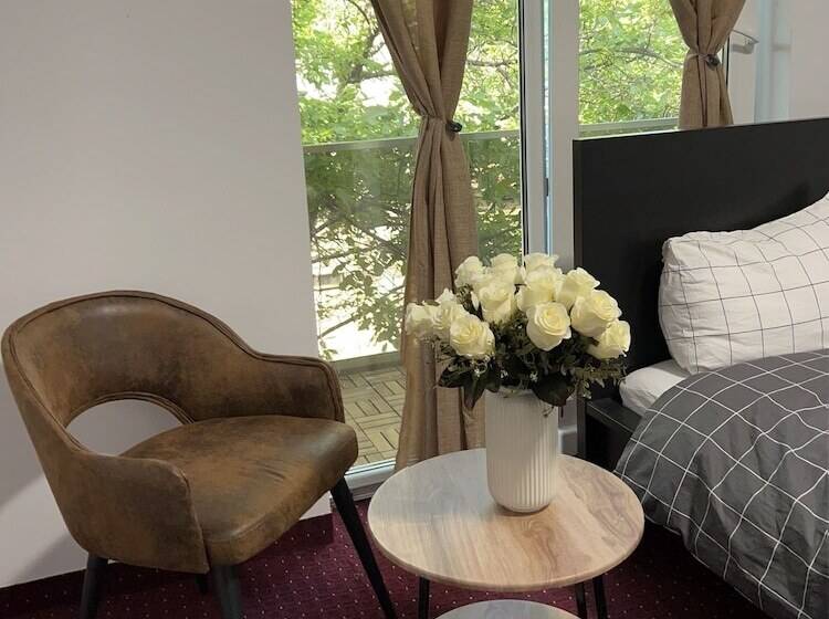 هاستل Vila Maria