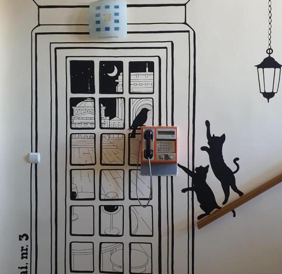 هاستل Tineretului