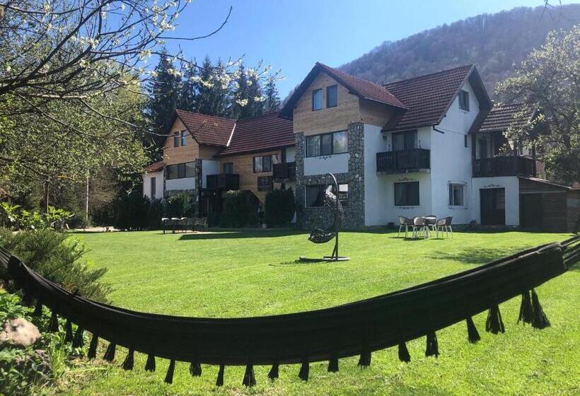 צימר Garden Retreat