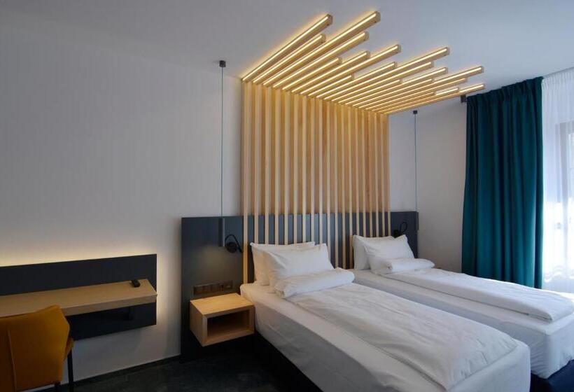 تختخواب و صبحانه Kleines