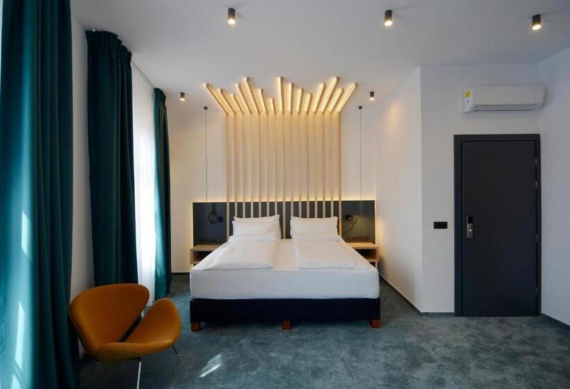 تختخواب و صبحانه Kleines