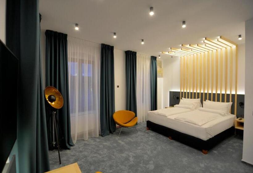 تختخواب و صبحانه Kleines