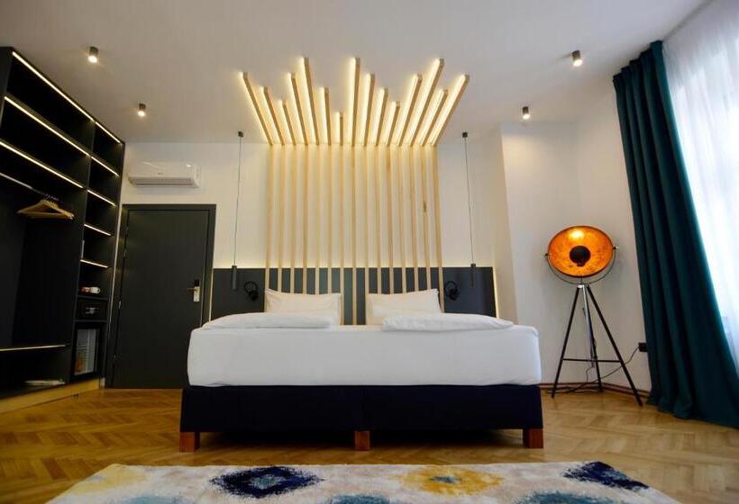 تختخواب و صبحانه Kleines