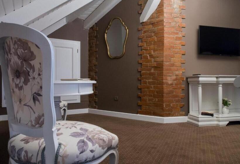 تختخواب و صبحانه Maison Elysée