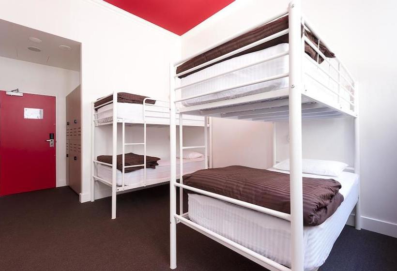 Bounce Hotel - Hostel