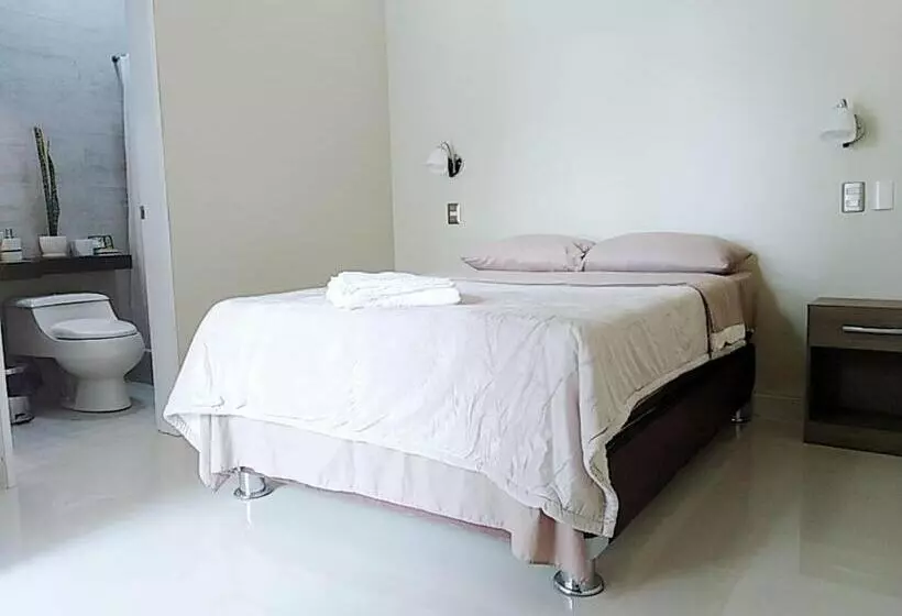 Hostel Willys House