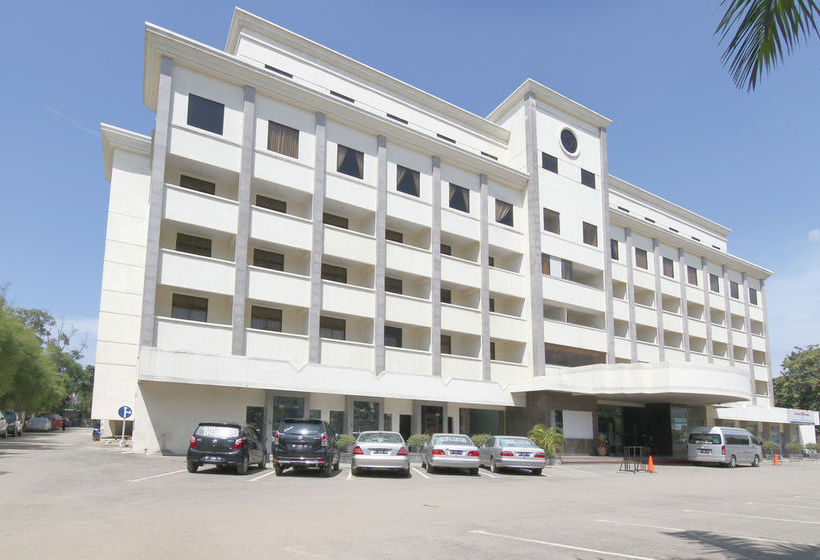 ホテル Airy Harbour Bay Duyung Batam