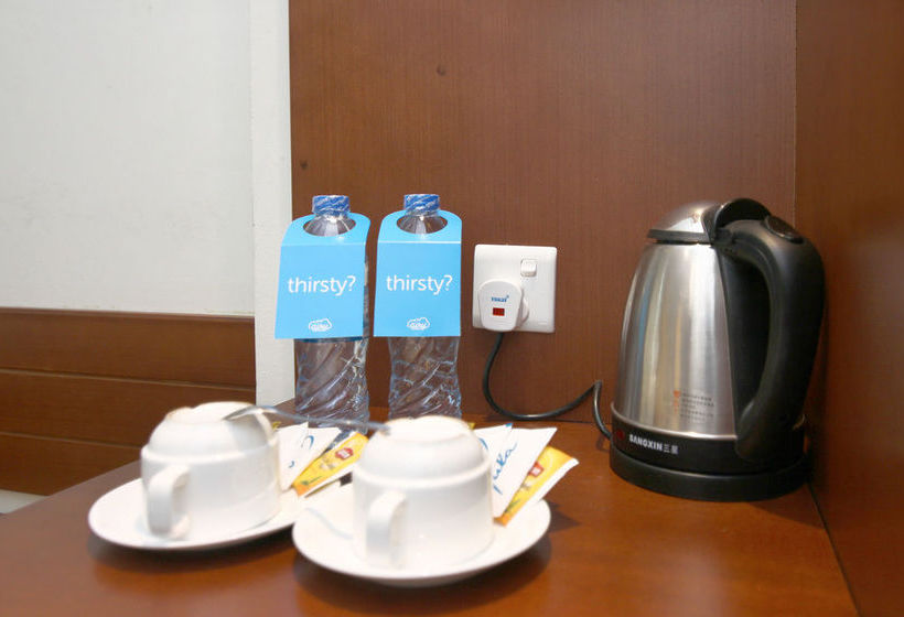 ホテル Airy Harbour Bay Duyung Batam