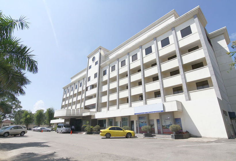 ホテル Airy Harbour Bay Duyung Batam