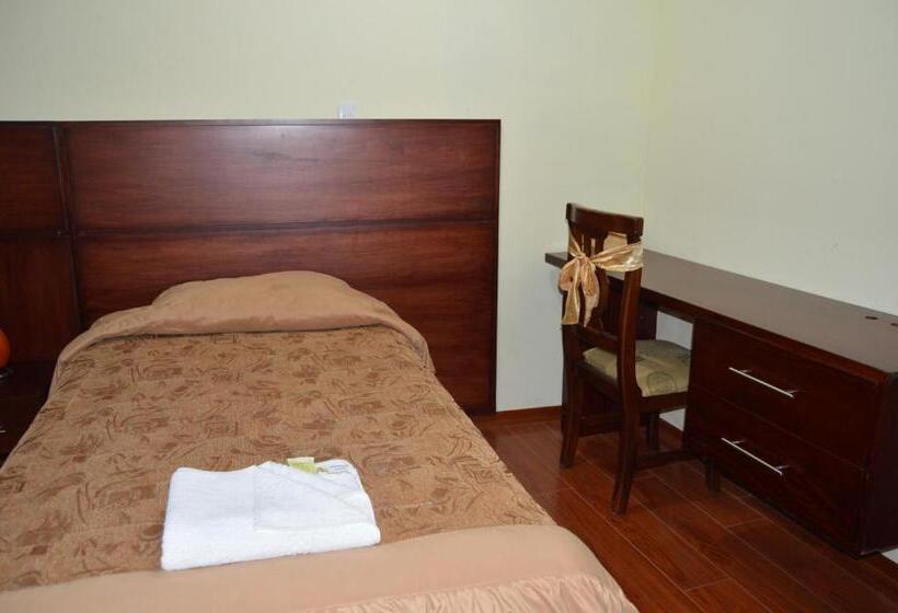 فندق Balcones Del Río