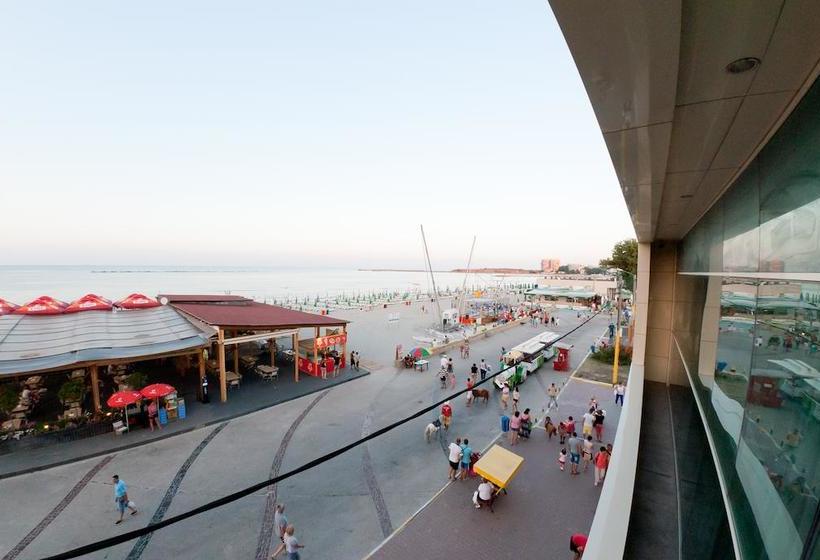 Hotel Complex Aristrocratos