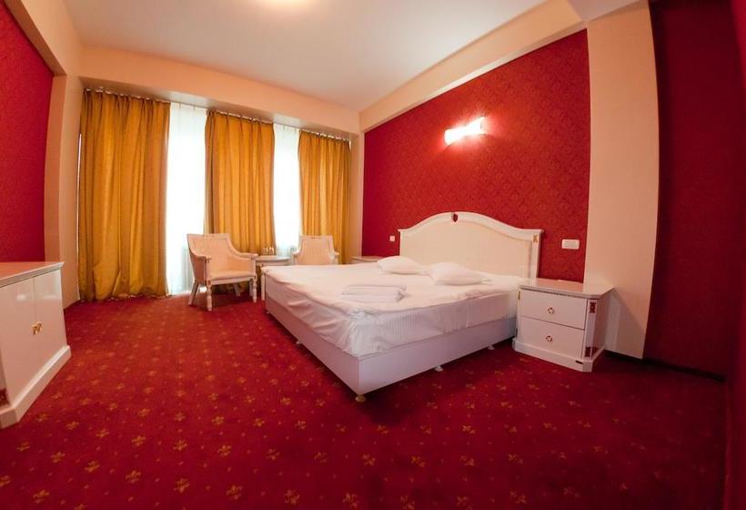 Hotel Complex Aristrocratos