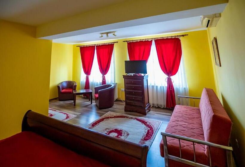 فندق Noroc Si Fericire