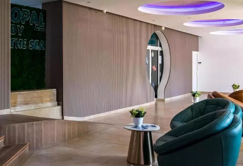 Hotel Opal