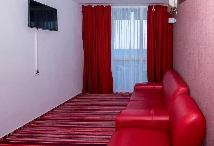 Hotel Opal