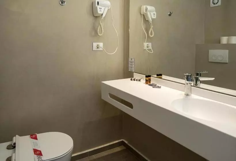 Hotel Opal