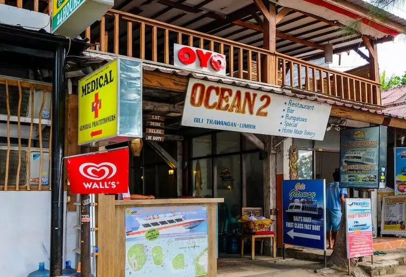 هتل Reddoorz At Ocean 2 Gili Trawangan