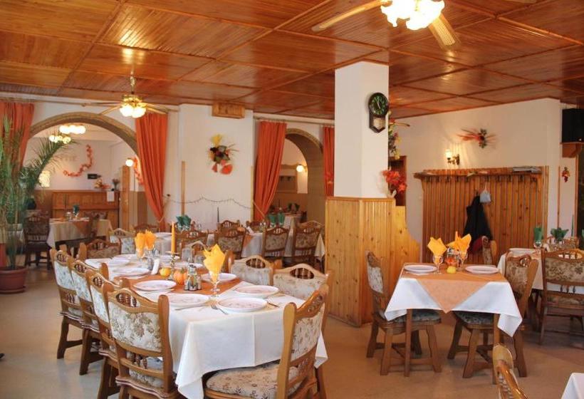 בית מלון כפרי Poenita