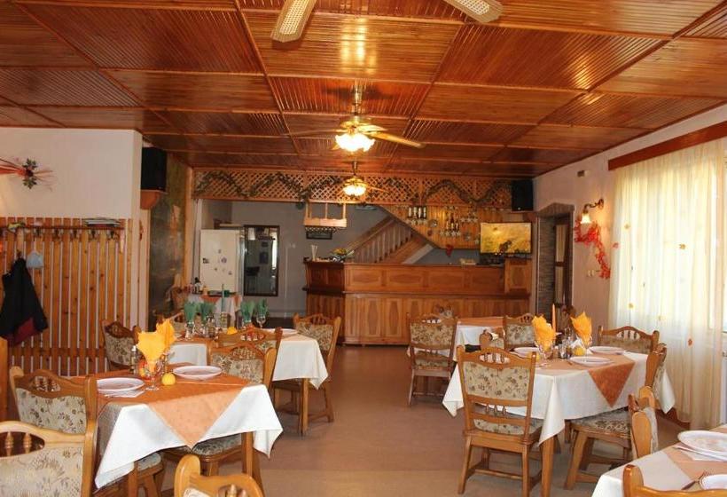 בית מלון כפרי Poenita