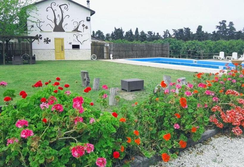 هتل Sicily Country House & Beach