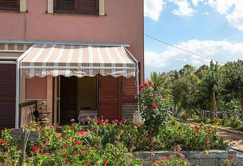 هتل Sicily Country House & Beach