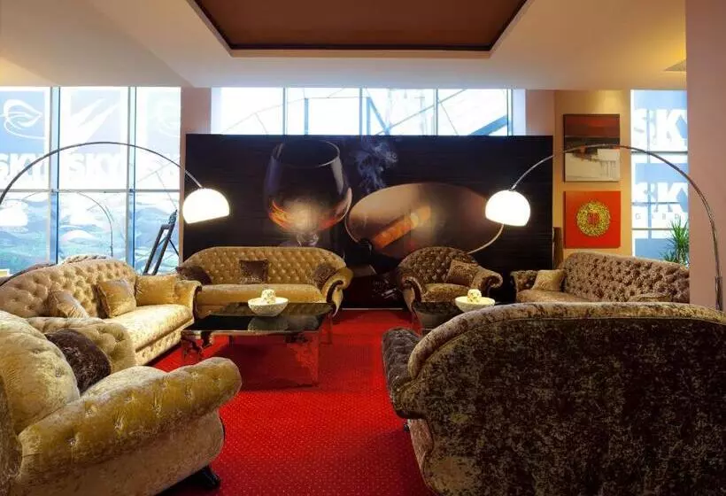 Hotel Sky