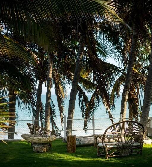 בית מלון כפרי Sunset Mancora