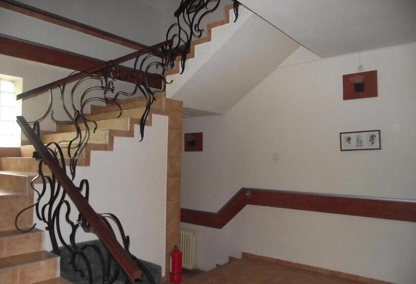 בית מלון כפרי Villa Carmelita