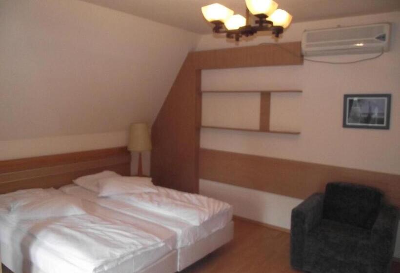 בית מלון כפרי Villa Carmelita