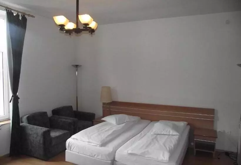 Hotelli Villa Carmelita