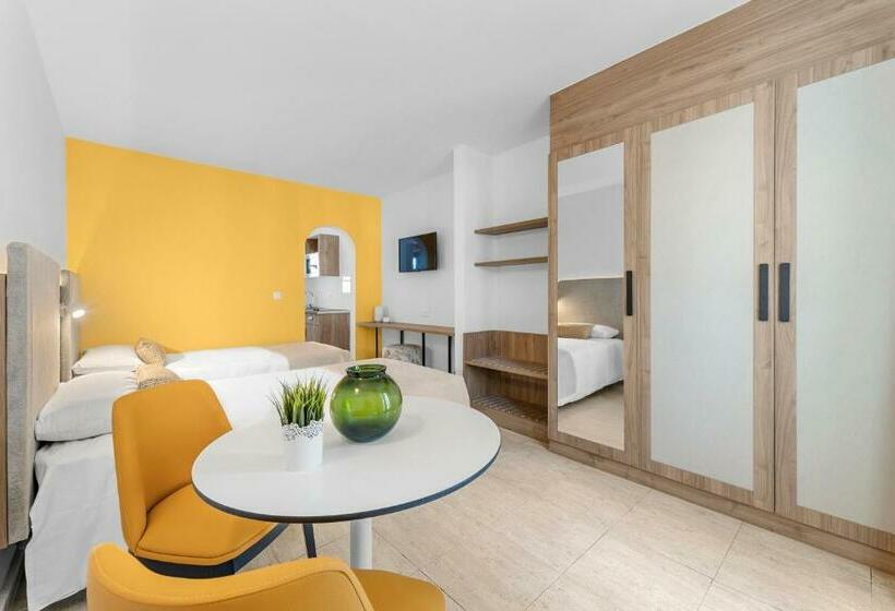 Apartamentos Tropicana