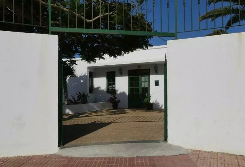 Apartamentos Tropicana