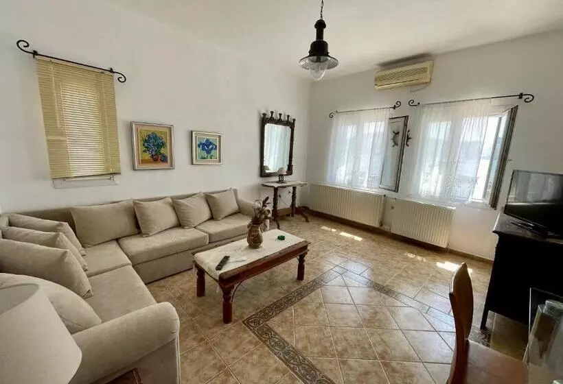 Atlazia Suites